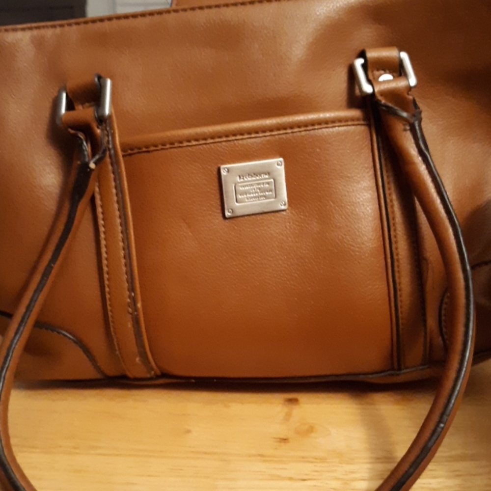 Liz Clairborne Leather Pocketbook